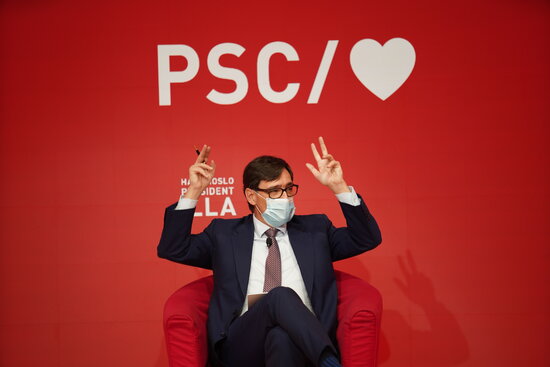 Socialist frontrunner for the Catalan election Salvador Illa, photographed at a campaign event (image from Catalan Socialists)