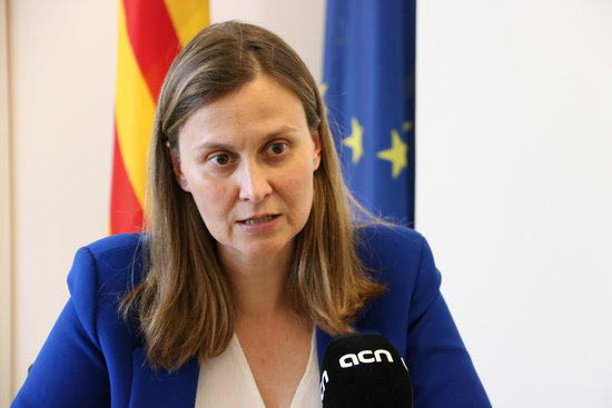 Meritxell Serret photographed during an interview with the Catalan News Agency in July 2020 (by Nazaret Romero)